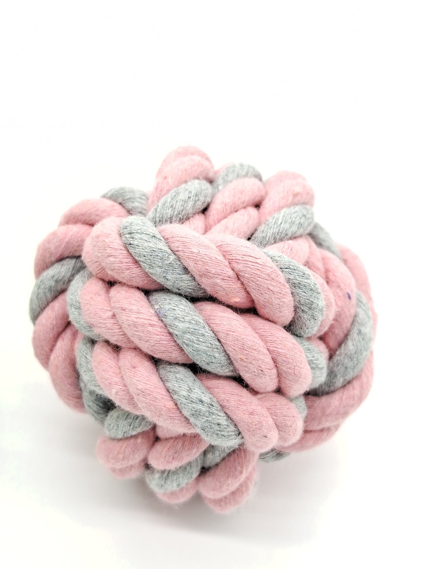 🎾 PugFetch™ Rope Ball – The Natural Toy for Endless Pug Playtime