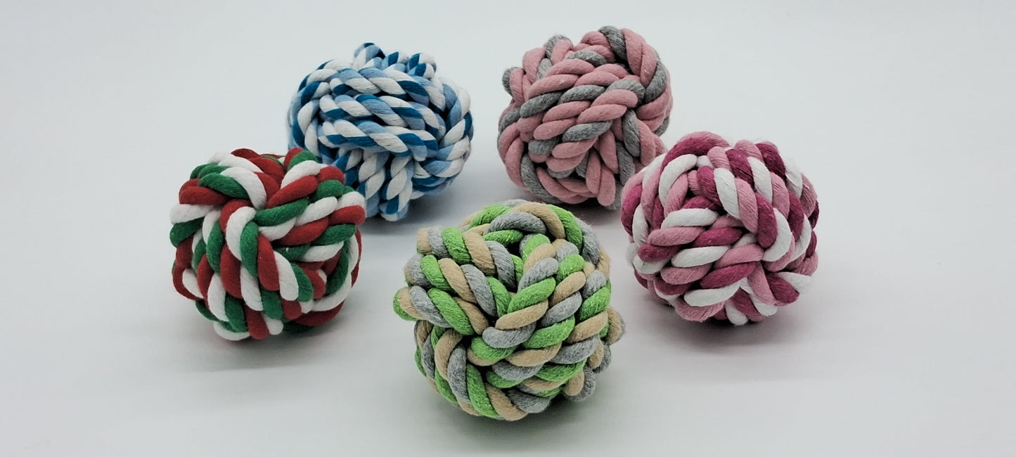 🎾 PugFetch™ Rope Ball – The Natural Toy for Endless Pug Playtime