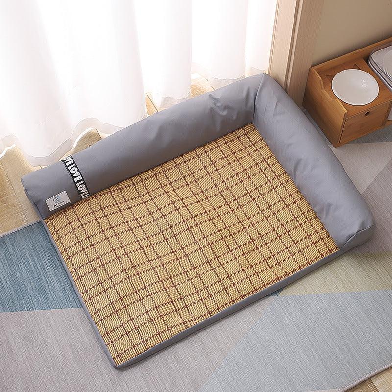 🌬️ Pug Breeze Bed™ – The Cool & Cozy Summer Oasis for Pugs