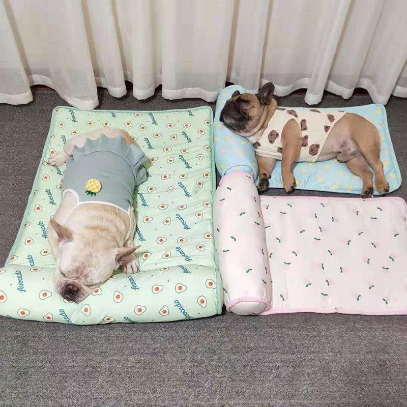 ❄️ Pug Cooling Mat™ – Keep Your Pug Chill and Happy All Summer Long